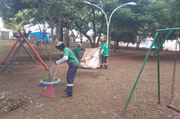 LIMPEZA GERAL EM VÁRIOS PONTOS DE MOCOCA 
