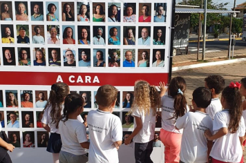 ALUNOS DA ESCOLA CAIC VISITAM A EXPOSIÇÃO DE FOTOS 