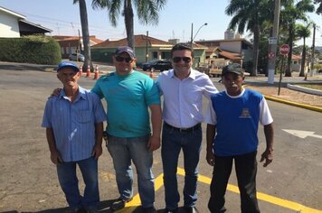 Departamento de Trânsito realiza manutenção de sinalização horizontal em algumas vias da cidade