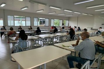 DEPARTAMENTO DE EDUCAÇÃO SE REÚNE COM REPRESENTANTES DE ESCOLAS ESTADUAIS E PARTICULARES.