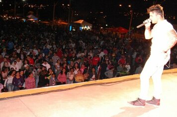 Milhares de pessoas participam da Festa do Trabalhador promovida pela Prefeitura de Mococa