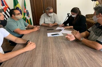 REFEITURA MUNICIPAL DE MOCOCA SANCIONA LEI CONTRA QUEIMADAS.