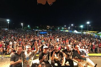 Mais de 50 mil pessoas participam do carnaval na Praça da Cidadania em Mococa