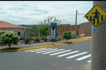Prefeitura realiza melhorias em rua da COHAB II e torna o trânsito mais seguro
