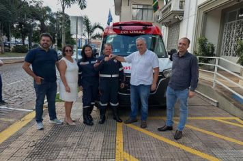ENTREGA DA NOVA AMBULÂNCIA PARA O SAMU DE MOCOCA 