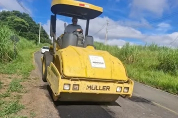 PREFEITURA SEGUE COM A OPERAÇÃO TAPA-BURACOS EM DIVERSOS BAIRROS DA CIDADE