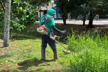 AÇÕES DE LIMPEZA URBANA CONTINUAM EM DIVERSOS PONTOS DE MOCOCA