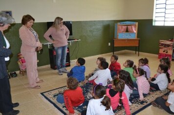 Alunos retomam aulas na EMEB “Marietta Lacerda de Figueiredo”