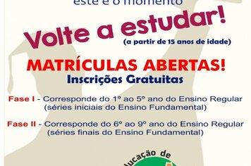 EJA
Cerca de mais de mil escolas estaduais paulistas oferecem as aulas da EJA (Educação para Jovens e Adultos). Nesse modelo, é possível concluir tanto o Ensino Fundamental quanto o Ensino Médio.
As aulas do Ensino Fundamental são abertas para alunos a 