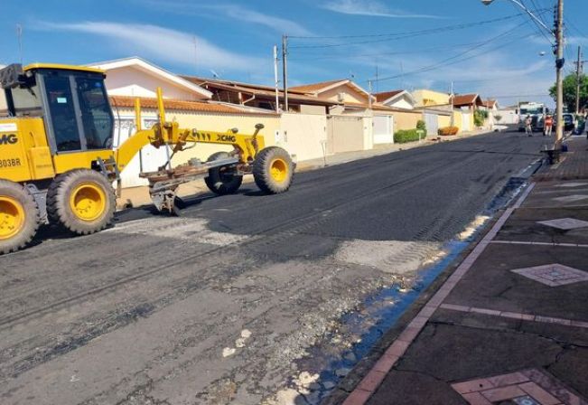 MAIS RUAS RECEBEM MANUTENÇÃO