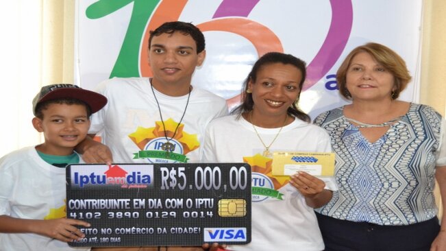 Prefeitura realiza segunda entrega do programa “IPTU Premiado