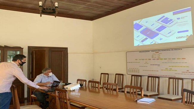 PREFEITURA AVALIA A IMPLANTAÇÃO DE ZONA AZUL EM MOCOCA POR SISTEMA DIGITAL