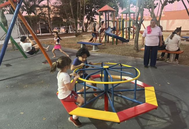 REFORMA DA PRAÇA OSCAR VILLARES – PARQUINHO DO PPAREFORMA DA PRAÇA OSCAR VILLARES – PARQUINHO DO PPA