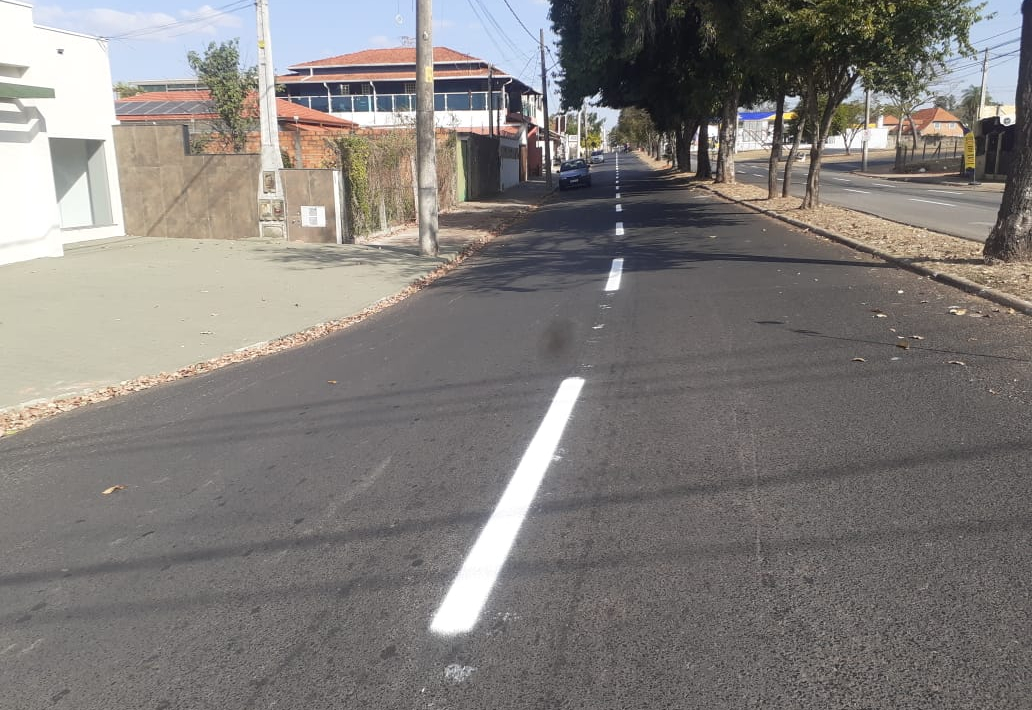 REFORÇO NA SINALIZAÇÃO VIÁRIA SEGUE EM DIVERSOS PONTOS DA CIDADE 