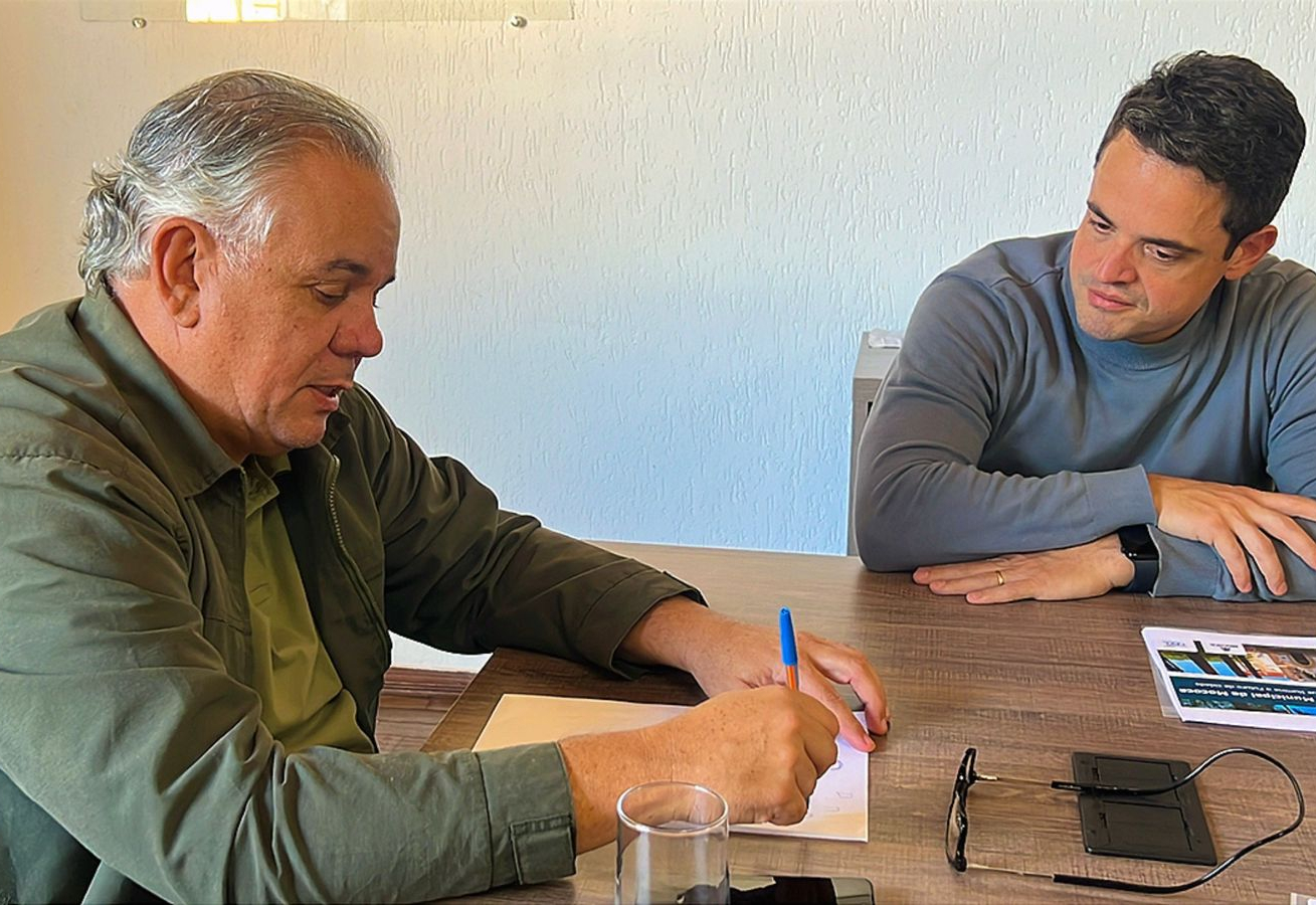 PREFEITURA DE MOCOCA RECEBE REPRESENTANTES DA CPFL PARA TRATAR DE PARCERIAS E MELHORIAS NA CIDADE