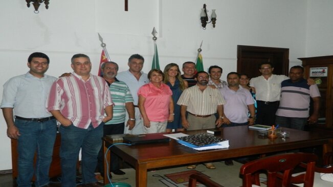 Maria Edna recebe o deputado Federal Guilherme Campos