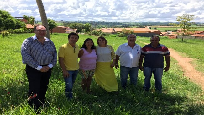 Maria Edna assina contrato para construção de Creche-Escola no Planalto Verde