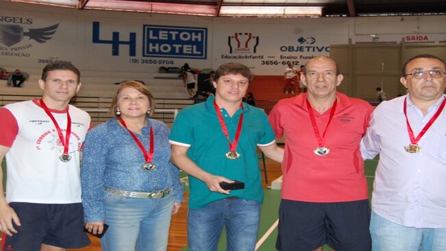 Mococa sedia 3ª Etapa Estadual de Badminton