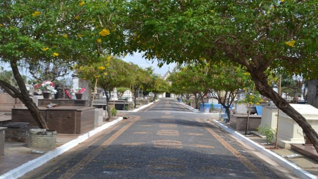 Cemitério Municipal de Mococa passa por reparos para o Dia de Finados
