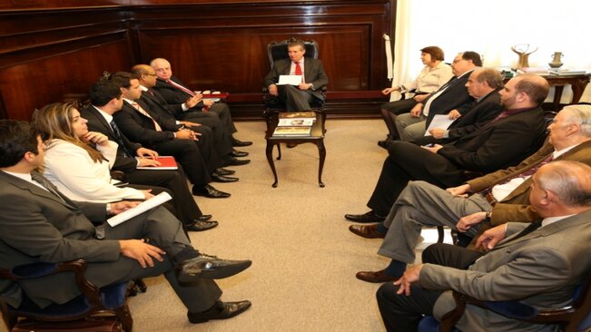 Prefeitura divulga lista de quem ainda não sacou o benefício do Bolsa Família