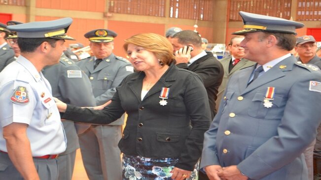 Maria Edna recebe a “Medalha Centenário” do Corpo de Bombeiros de São Paulo