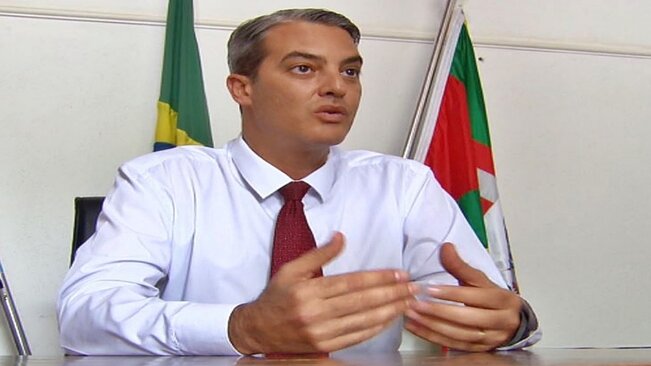 Dr. Felipe Naufel reduz assessoria em 50% e prevê economia de mais de R$ 1,6 milhão nos próximos dois anos