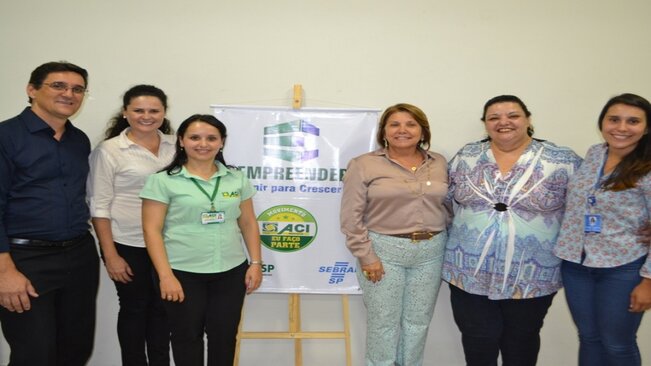 Prefeita Maria Edna participa da apresentação do Projeto Empreender