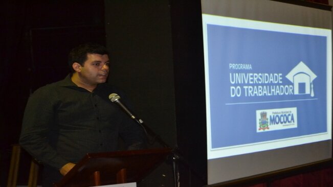 Prefeita Maria Edna lança o Programa Universidade do Trabalhador