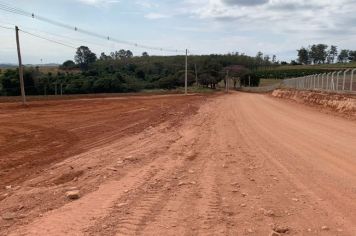 PREFEITURA MUNICIPAL  DE MOCOCA REVITALIZA A ESTRADA DE ACESSO AO CANOAS