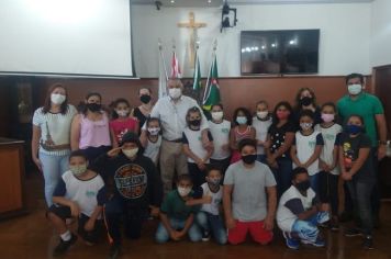 VISITA DAS CRIANÇAS À CÂMARA MUNICIPAL