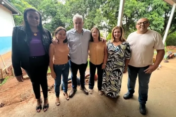 MAIS UMA ESCOLA SENDO REFORMADA EM MOCOCA