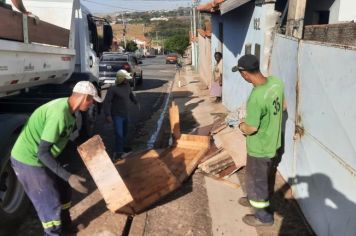 PREFEITURA REALIZA MULTIRÃO DE LIMPEZA CONTRA A DENGUE 