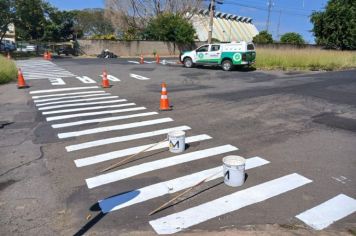 SINALIZAÇÃO REFORÇADA PRÓXIMO A ESCOLA CAIC NO BAIRRO COHAB 2