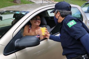 GCM E DEPARTAMENTO DE TRÂNSITO REALIZAM HOMENAGEM ÀS MULHERES