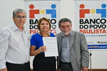 Prefeita assina convênio para beneficiar mutuários da CDHU