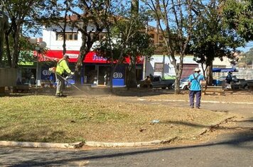 PREFEITURA DÁ INÍCIO AO PROJETO DE REVITALIZAÇÃO DA ‘PRAÇA DO ROSÁRIO’.

A Prefeitura Municipal de Mococa através do Departamento de Serviços Municipais nesta segunda-feira, 26, deu início ao projeto de revitalização da Praça Epitácio Pessoa, a “Praça d