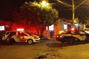 VIGILÂNCIA SANITÁRIA, GUARDA CIVIL E POLÍCIA MILIATAR FAZEM FISCALIZAÇÃO EM ESTABELECIMENTOS COMERCIAIS.