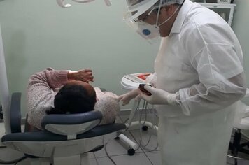 PREFEITURA MUNICIPAL DE MOCOCA OFERECE TRATAMENTO ODONTOLÓGICO NAS UNIDADES DE SAÚDE.



A Prefeitura Municipal através do Departamento de Saúde juntamente com o Serviço de Saúde Bucal reitera que, todas as UBS’s em Mococa - incluindo os distritos de 