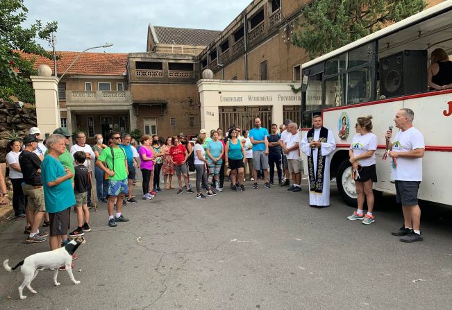 DEPARTAMENTO DE CULTURA E TURISMO REALIZA CAMINHADA DA FÉ