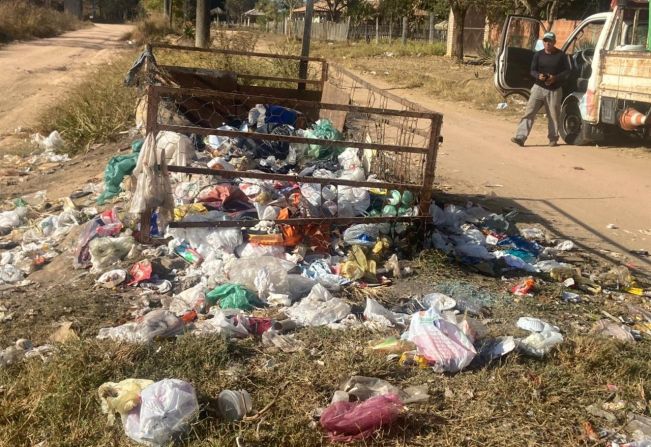 PREFEITURA MUNICIPAL DE MOCOCA INSTALA NOVA LIXEIRA