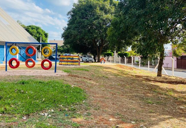 PREFEITURA INSTALA ESPAÇO PARA RECREAÇÃO INFANTIL NO MARINÃO 