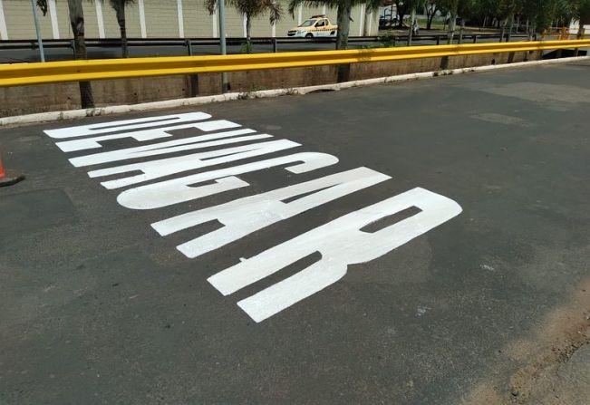 SINALIZAÇÃO DE TRÂNSITO