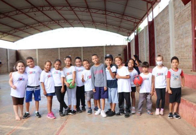 EMEB HORTÊNCIA FREIRE MACHADO COMPLETA HOJE 4 ANOS
