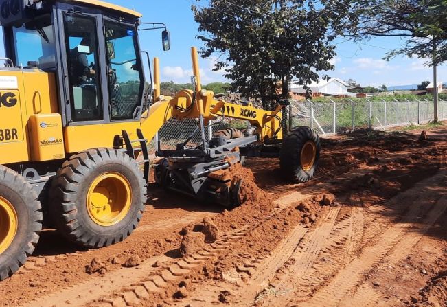 ESTRADA DO DISTRITO INDUSTRIAL RECEBE OBRAS DE MELHORIAS 
