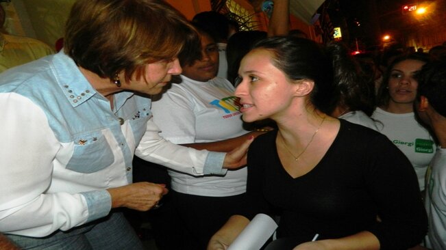 Maria Edna recebe jovens e anuncia a Conferência Municipal da Juventude